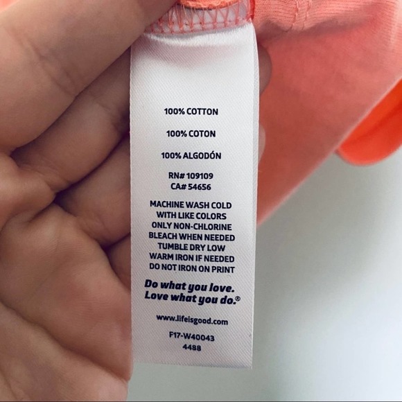 Life is Good | Snuggle Dog Sleep Tee NWT Small - Picture 9 of 9